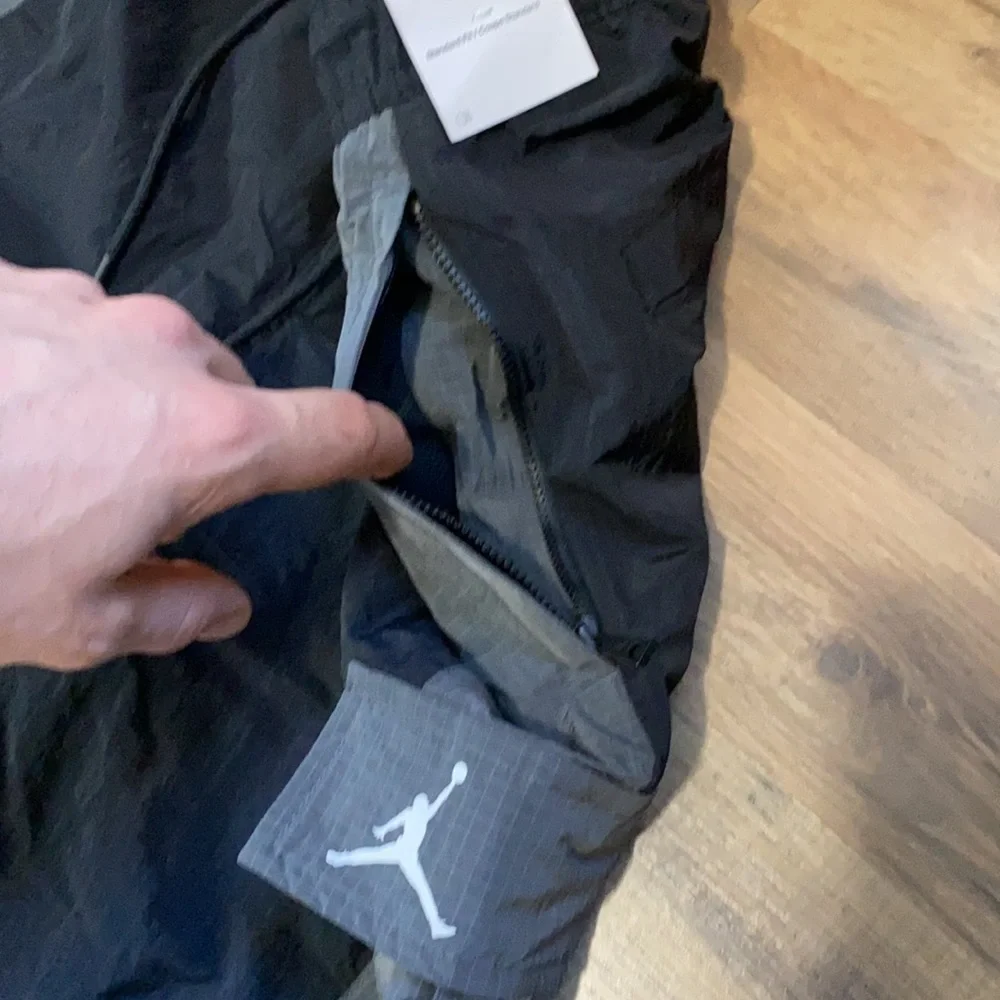 Jordan windbreaker cargo pants